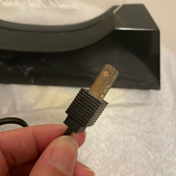 VTG LOWENBRAU LIGHT DARK SPECIAL BEER LIGHTED ACRYLIC LUCITE 12" BEER SIGN WORKS - Picture 5 of 5